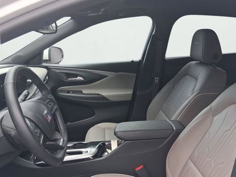 Used 2025 Buick Envista Avenir FWD image 7