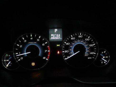 Used 2010 Subaru Legacy 2.5i Premium image 14