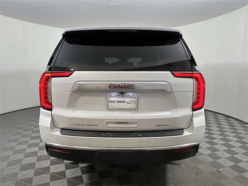Used 2021 GMC Yukon SLT w/ SLT Premium Package image 7