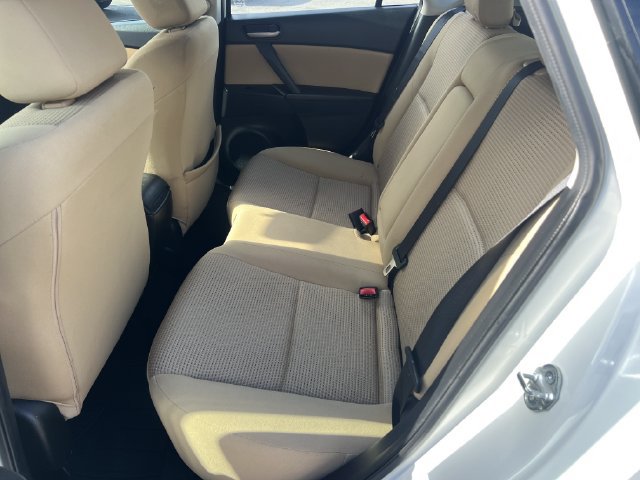Used 2013 MAZDA MAZDA3 i Touring FWD image 22