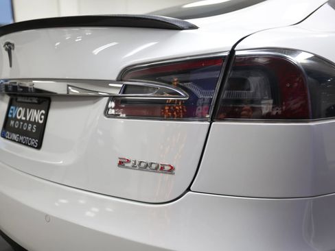 Used 2017 Tesla Model S P100D image 15