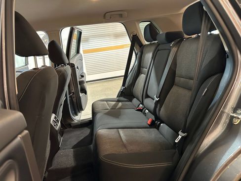 Used 2025 Nissan Rogue SV AWD/4WD image 27