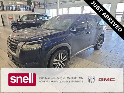 Used 2022 Nissan Pathfinder Platinum