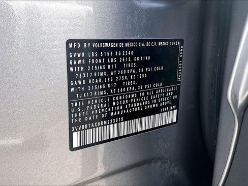 Used 2024 Volkswagen Tiguan S image 18