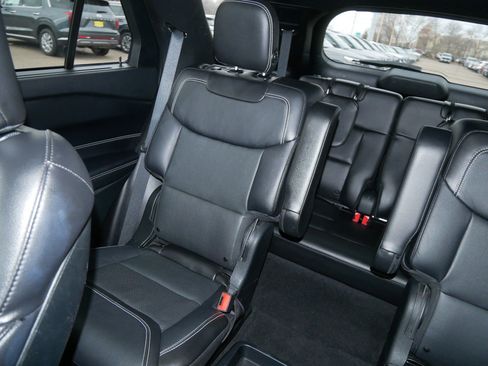 Used 2020 Ford Explorer ST w/ Premium Technology Package AWD/4WD image 12