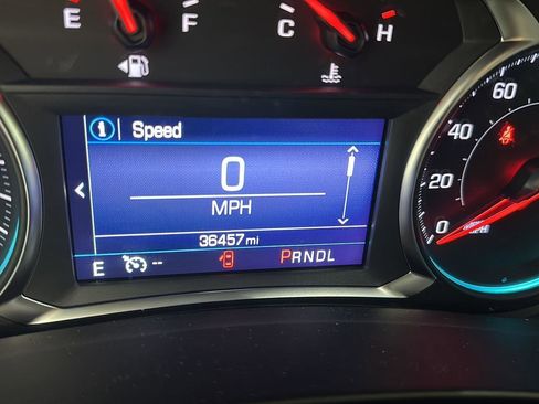 Used 2023 Chevrolet Equinox LS w/ LS Convenience Package image 12