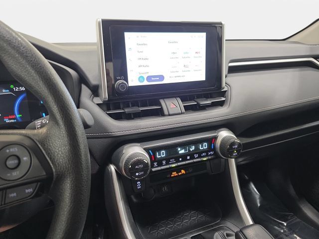 Certified 2025 Toyota RAV4 XLE AWD/4WD image 17