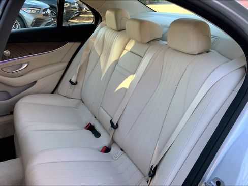 Certified 2020 Mercedes-Benz E 350 4MATIC Sedan image 21