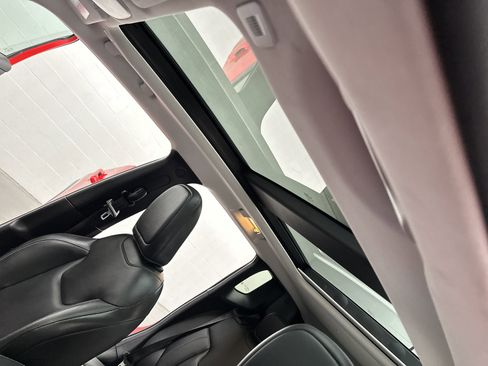 Used 2020 Jeep Renegade Limited w/ UConnect 8.4 Nav Group AWD/4WD image 20