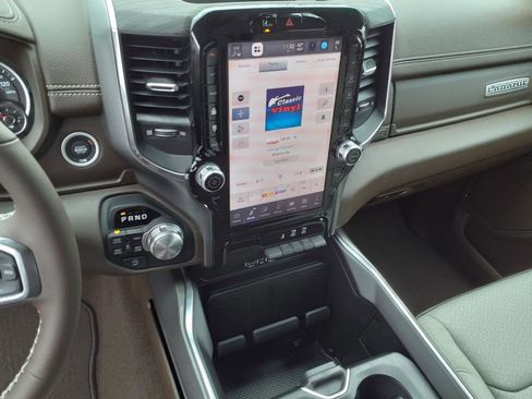 New 2025 RAM 1500 Laramie image 15