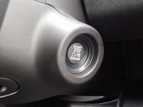 New 2025 RAM ProMaster 2500 w/ Premium Convenience Group image 16