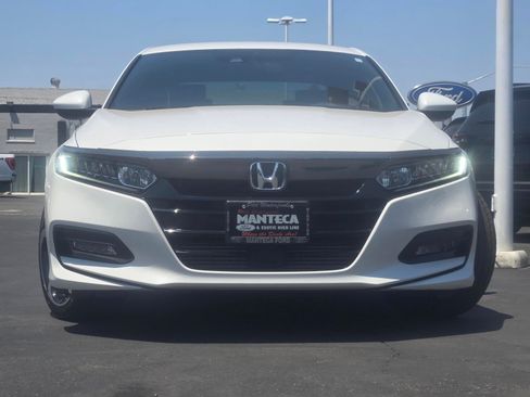 Used 2020 Honda Accord Sport image 2