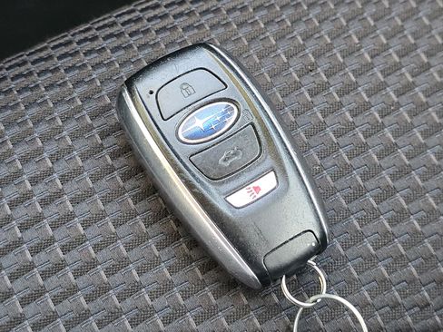 Used 2020 Subaru Forester Premium AWD/4WD image 27