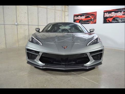 Used 2023 Chevrolet Corvette Stingray Preferred Cpe w/ Z51 Performance Package RWD image 3