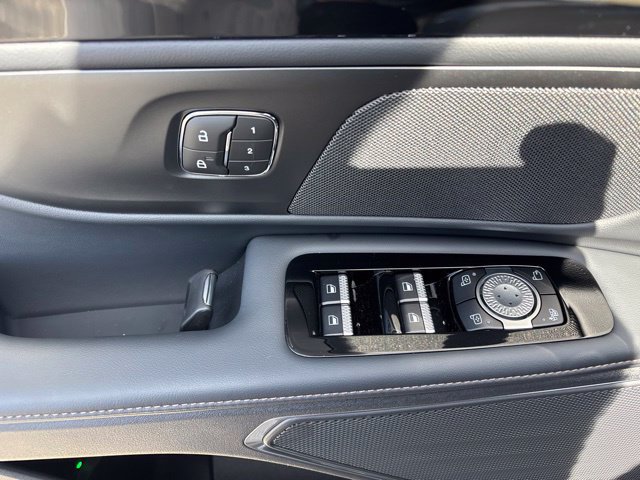 New 2026 Lincoln Nautilus Premier AWD/4WD image 14