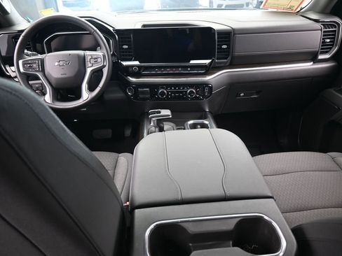 Used 2026 Chevrolet Silverado 1500 RST image 41