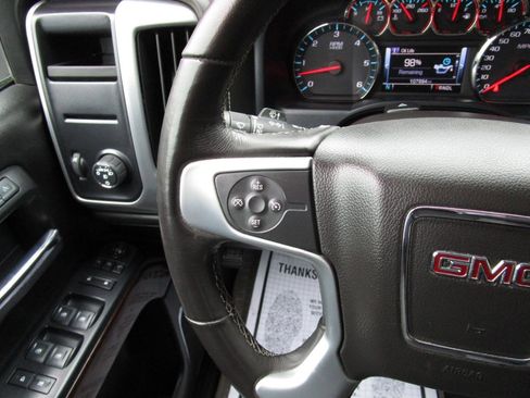 Used 2018 GMC Sierra 1500 SLT image 13