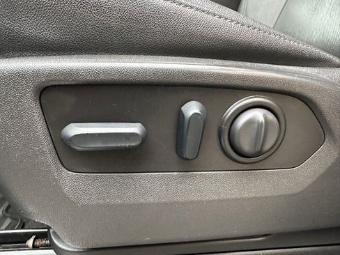 Used 2022 Chevrolet Silverado 3500 LTZ w/ LTZ Plus Package image 19