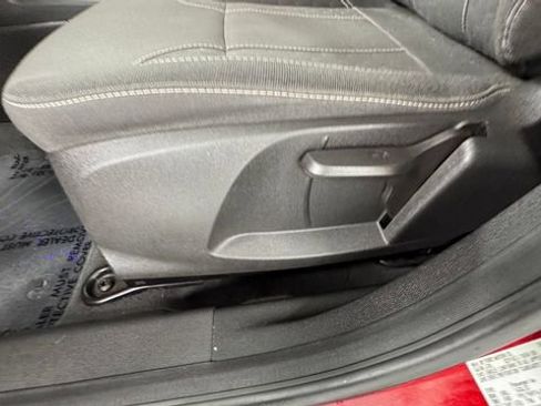 Used 2017 Ford Fiesta SE w/ Equipment Group 201A FWD image 11
