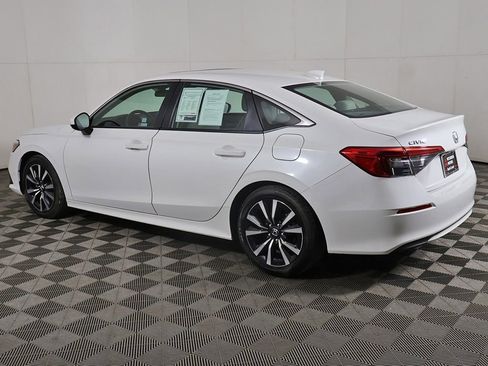 Used 2022 Honda Civic EX image 13