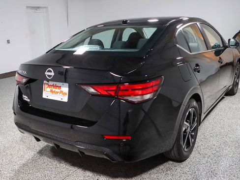 Used 2025 Nissan Sentra SV FWD image 7