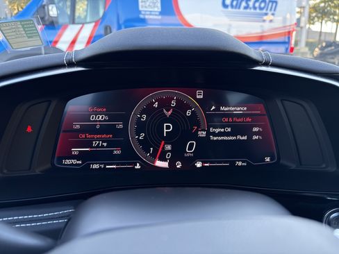 Used 2021 Chevrolet Corvette Stingray Preferred Cpe w/ 2LT image 25