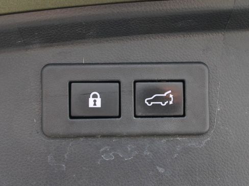 Used 2021 Subaru Outback Limited AWD/4WD image 10
