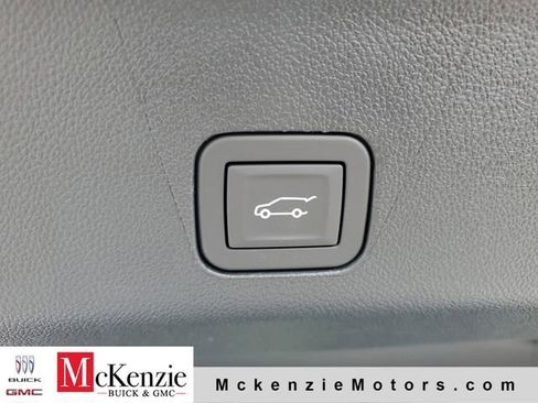 New 2026 GMC Yukon Denali Ultimate AWD/4WD image 34
