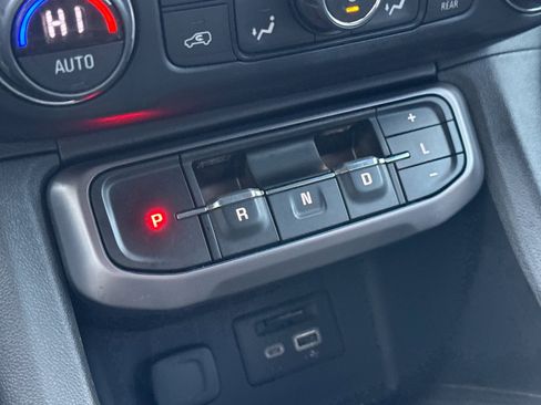 Used 2020 GMC Acadia AT4 w/ Driver Alert Package II image 25