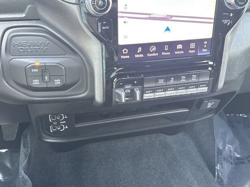 New 2026 RAM 2500 Tradesman AWD/4WD image 27