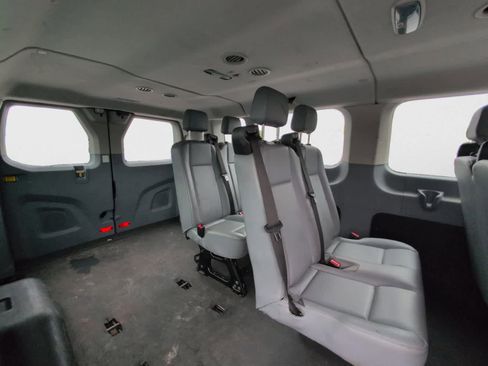 Used 2015 Ford Transit 350 XL image 21