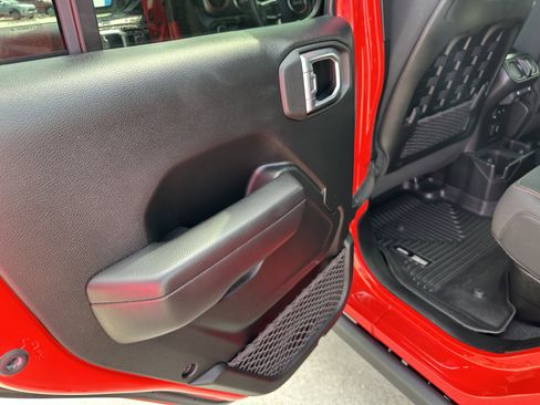 Used 2021 Jeep Gladiator Mojave image 34