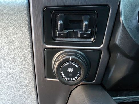 Used 2022 Ford F350 Limited AWD/4WD image 18