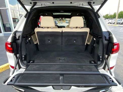 Used 2022 BMW X7 xDrive40i w/ M Sport Package AWD/4WD image 27