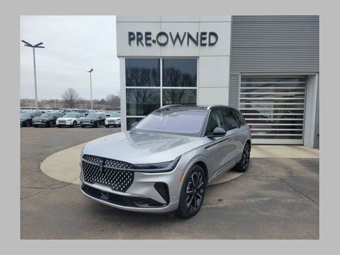 Certified 2024 Lincoln Nautilus Reserve w/ Equipment Group 202A image 1