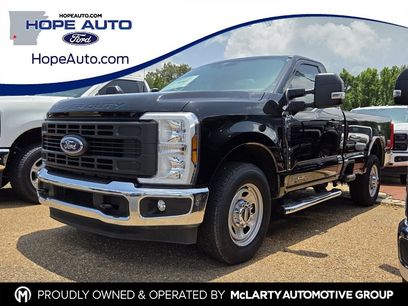 New 2025 Ford F350 XL w/ XL Chrome Package