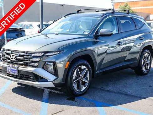 Certified 2025 Hyundai Tucson SEL AWD/4WD image 3