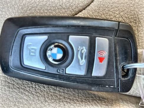 Used 2018 BMW 320i Sedan image 21