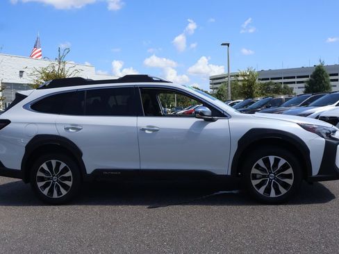 Used 2025 Subaru Outback Touring XT w/ Popular Package #2 AWD/4WD image 14