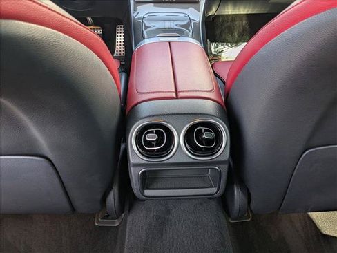 Used 2024 Mercedes-Benz C 300 Sedan image 19