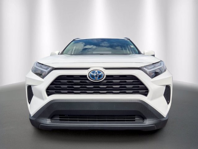Used 2024 Toyota RAV4 LE AWD/4WD image 2