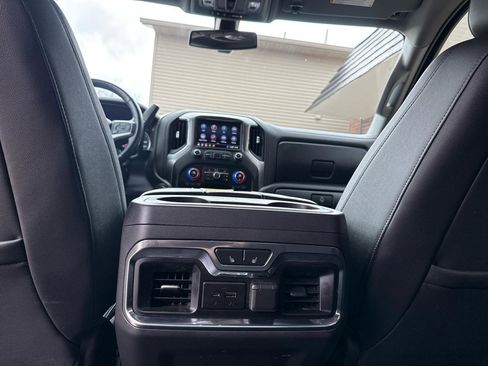 Used 2020 Chevrolet Silverado 1500 LTZ image 19