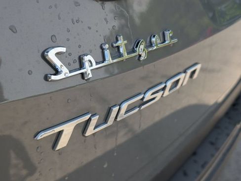 Used 2024 Hyundai Tucson SE FWD image 32