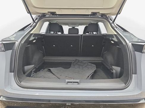 Used 2023 Nissan Ariya FWD image 29