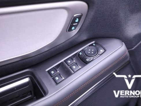 New 2025 Ford Expedition Max Active image 18