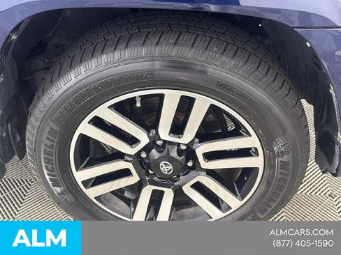 Used 2017 Toyota 4Runner Limited AWD/4WD image 15