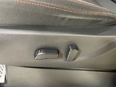 Used 2024 Nissan Frontier PRO-4X w/ Pro Convenience Package image 12