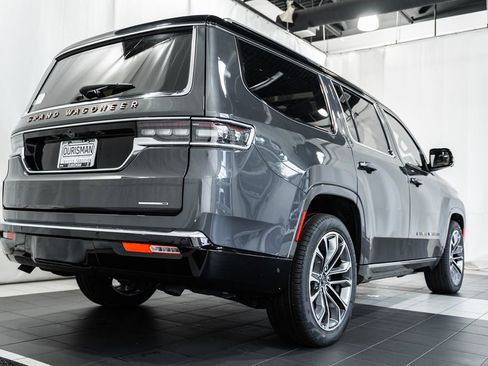New 2024 Jeep Grand Wagoneer Series III w/ HD Trailer Tow Package image 4