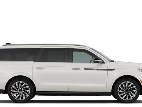 New 2026 Lincoln Navigator L Black Label AWD/4WD image 28