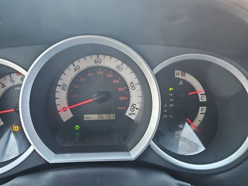 Used 2013 Toyota Tacoma image 10